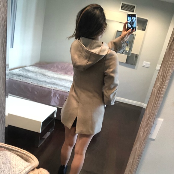 United Colors of Benetton Size 2 Beige Wool Coat - Picture 2 of 7